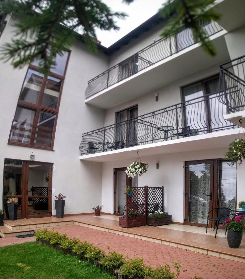 Emada- Pokoje Goscinne I Studia Ostrowo  Exterior foto