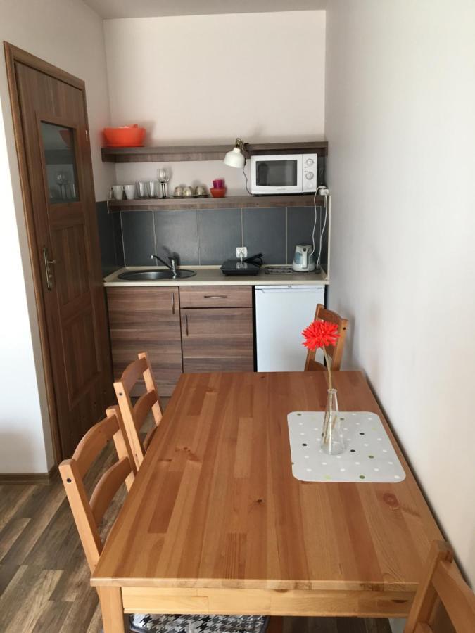 Emada- Pokoje Goscinne I Studia Ostrowo  Exterior foto