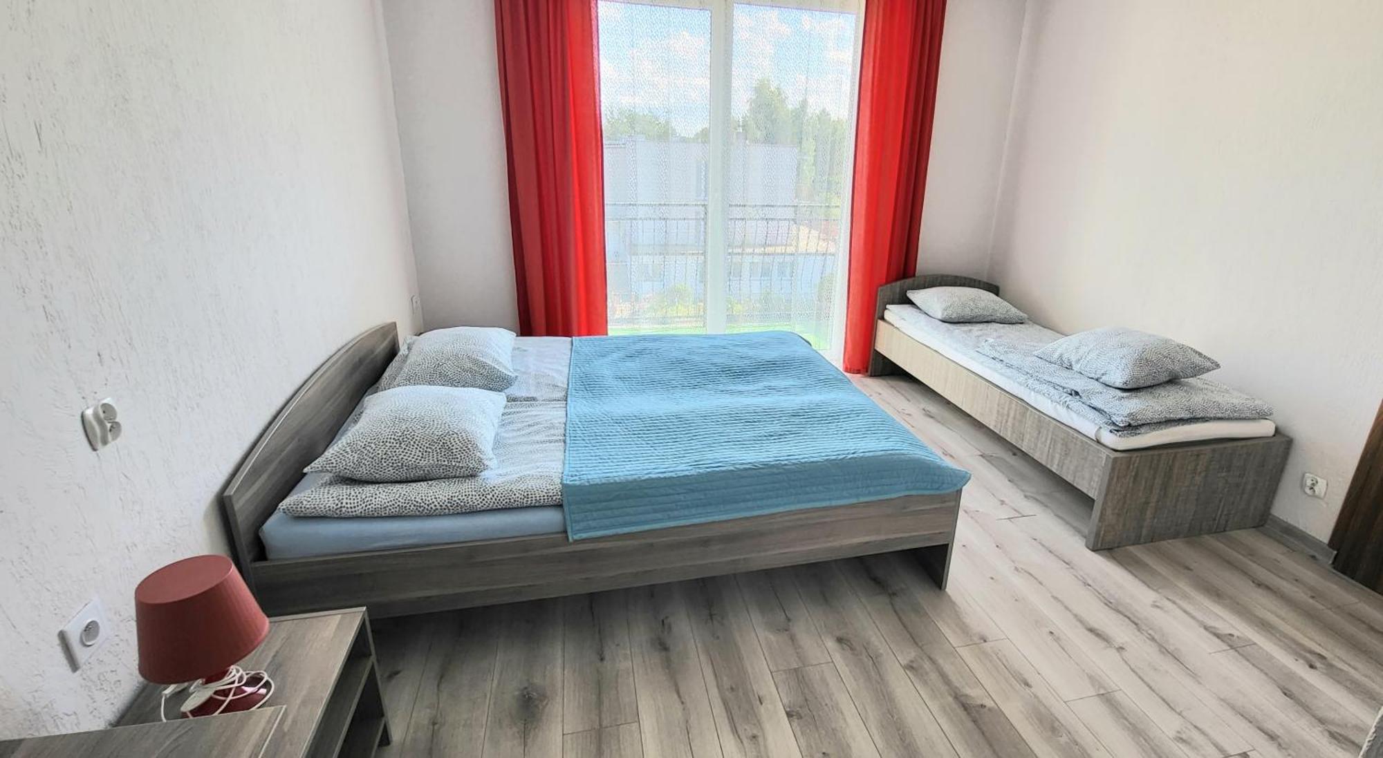 Emada- Pokoje Goscinne I Studia Ostrowo  Zimmer foto